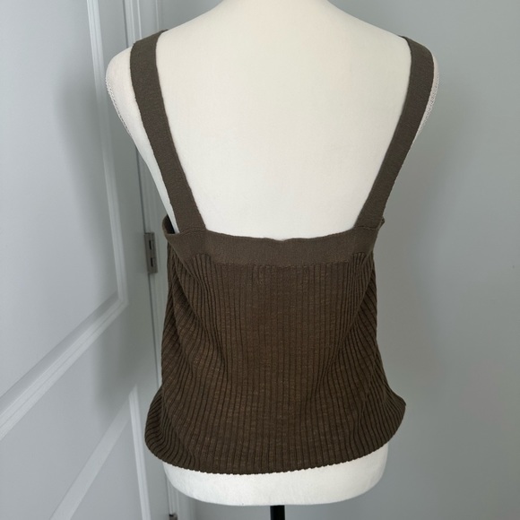 Banana Republic "sweater" like camisole - Picture 4 of 4